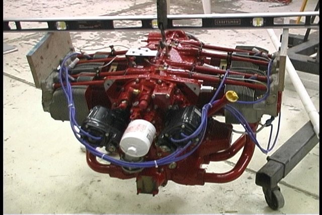 engineonhoist.jpg